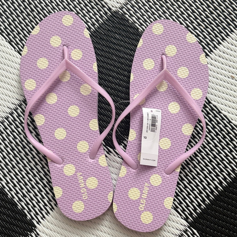 Old Navy Purple Polka Dot Flip Flops